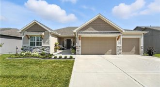 Homes for Sale in Parkville, MO 64152 | 13800 NW 74th Street