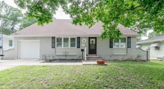 Homes for Sale in Kansas City, MO 64119 | 5654 N Tullis Avenue