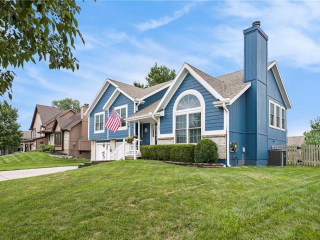 Homes for Sale in Smithville, MO 64089 | 107  Amaryllis Circle