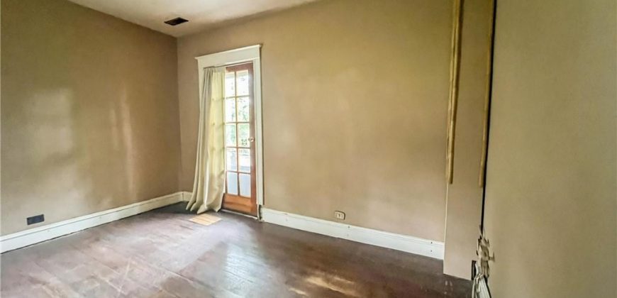 Homes for Sale in Liberty, MO 64068 | 316 E Doniphan Street