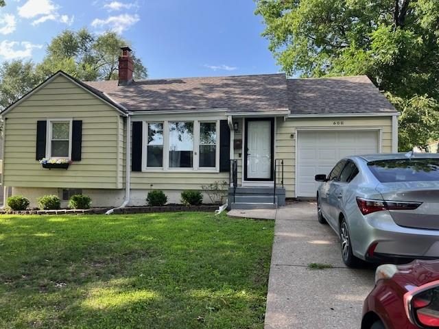 Homes for Sale in Kansas City, MO 64116 | 600 NE 43rd Terrace