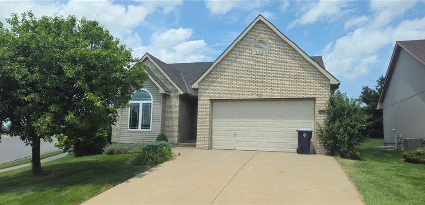 Homes for Sale in Kansas City, MO 64157 | 11236 N Randolph Avenue