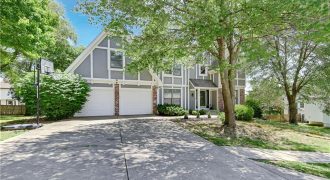 Homes for Sale in Kansas City, MO 64119 | 4305 NE 60 Court