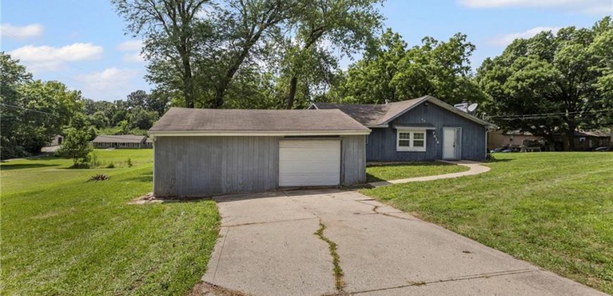 Homes for Sale in Kansas City, MO 64157 | 7816 N Broadway Street