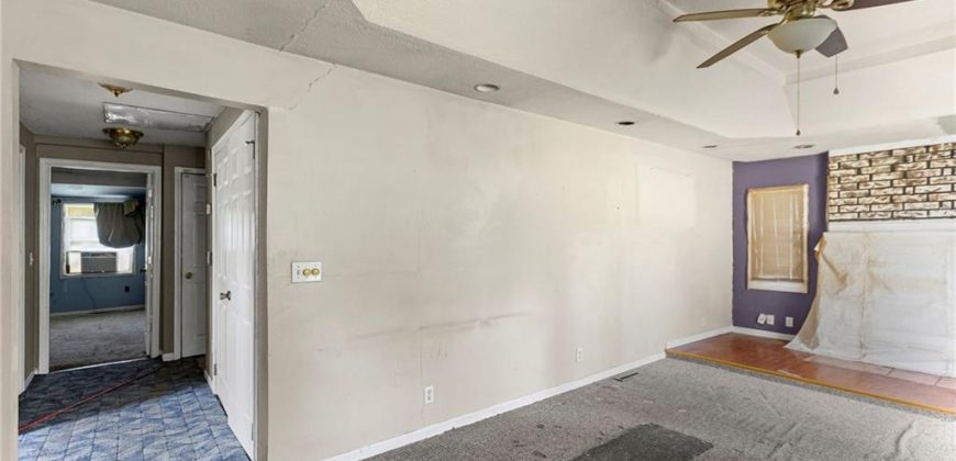 Homes for Sale in Kansas City, MO 64157 | 7816 N Broadway Street