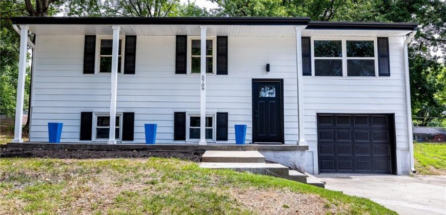Homes for Sale in Kansas City, MO 64119 | 5709 N Drury Avenue
