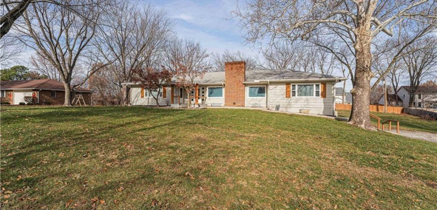 Homes for Sale in Platte Woods, MO 64151 | 6206 NW Tower Drive