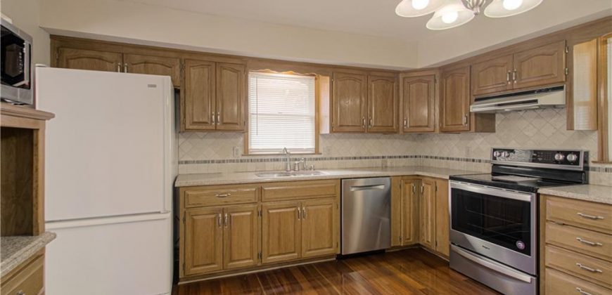 Homes for Sale in Kansas City, MO 64118 | 6828 N Michigan Avenue