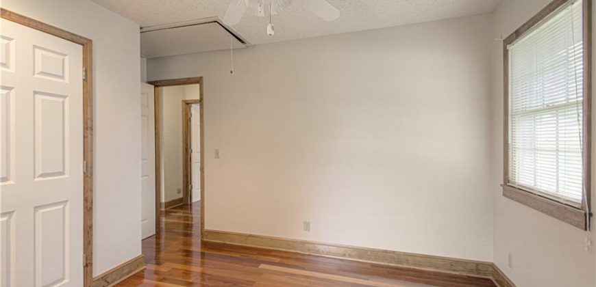 Homes for Sale in Kansas City, MO 64118 | 6828 N Michigan Avenue