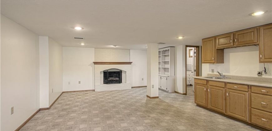 Homes for Sale in Kansas City, MO 64118 | 6828 N Michigan Avenue