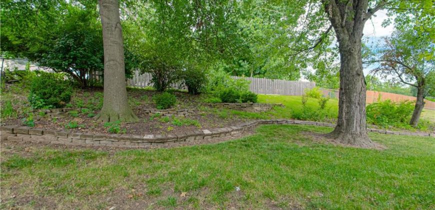 Homes for Sale in Kansas City, MO 64118 | 6828 N Michigan Avenue
