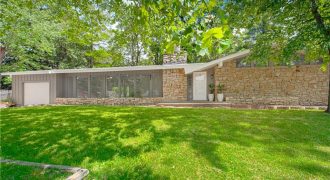 Homes for Sale in Riverside, MO 64150 | 931 NW Valley Lane