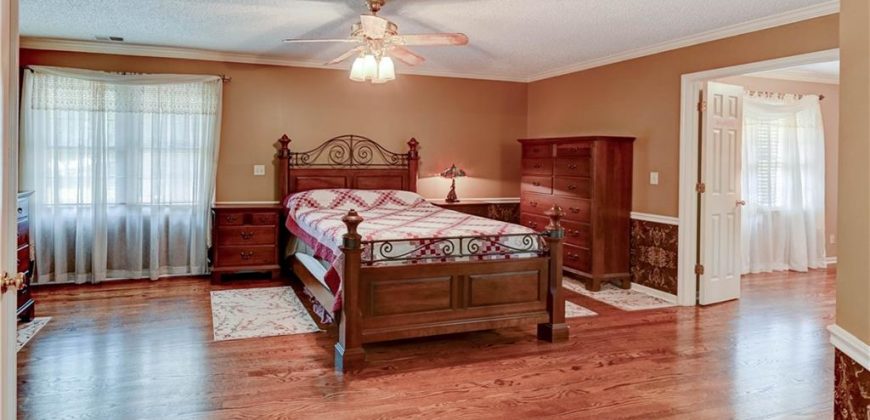 Homes for Sale in Gladstone, MO 64119 | 4175 NE 63rd Terrace