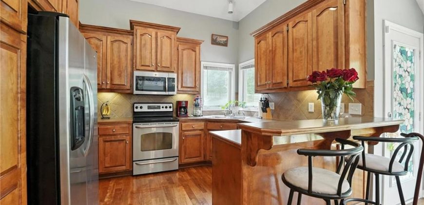 Homes for Sale in Kansas City, MO 64118 | 1112 NW 57th Terrace