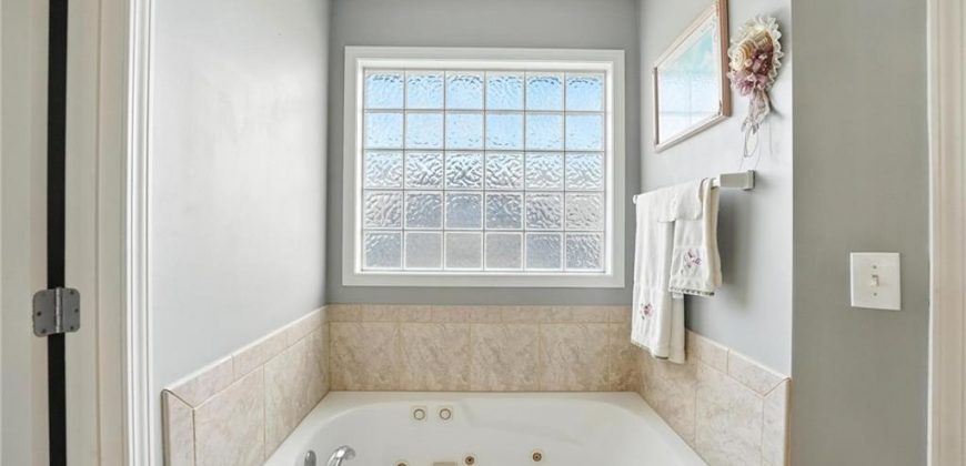 Homes for Sale in Kansas City, MO 64118 | 1112 NW 57th Terrace