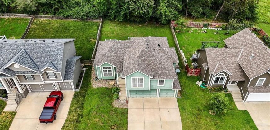 Homes for Sale in Kansas City, MO 64118 | 1112 NW 57th Terrace