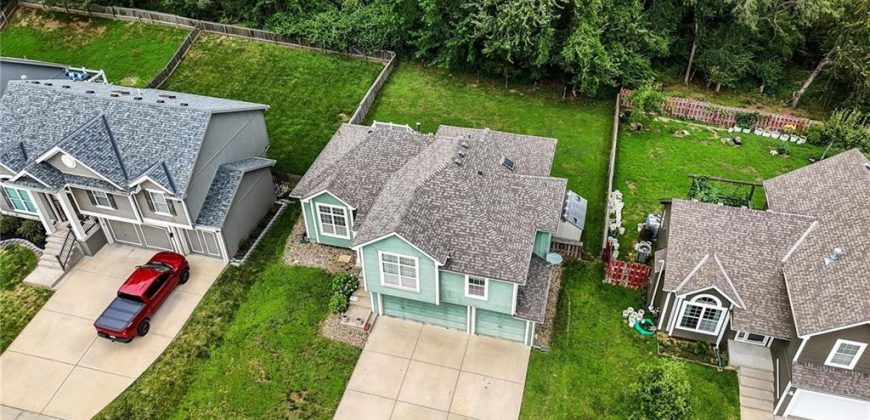 Homes for Sale in Kansas City, MO 64118 | 1112 NW 57th Terrace