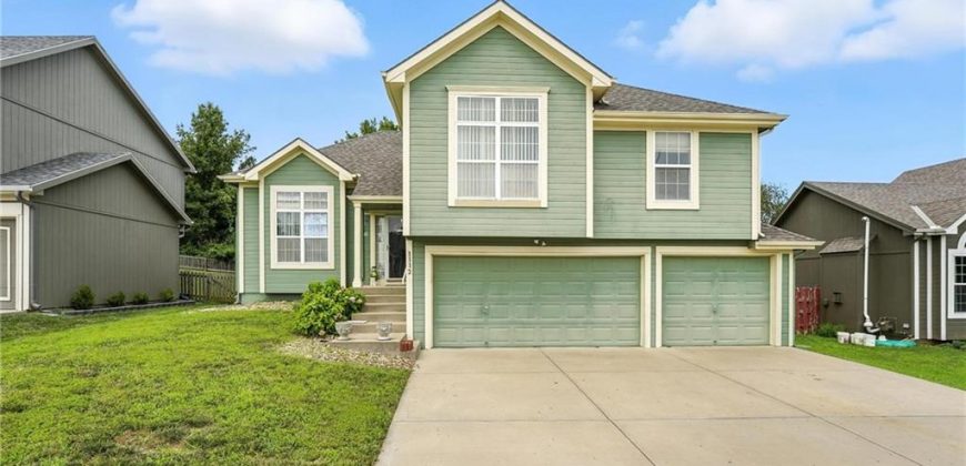 Homes for Sale in Kansas City, MO 64118 | 1112 NW 57th Terrace
