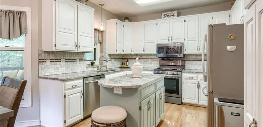 Homes for Sale in Kansas City, MO 64152 | 8100 N Nodaway Avenue