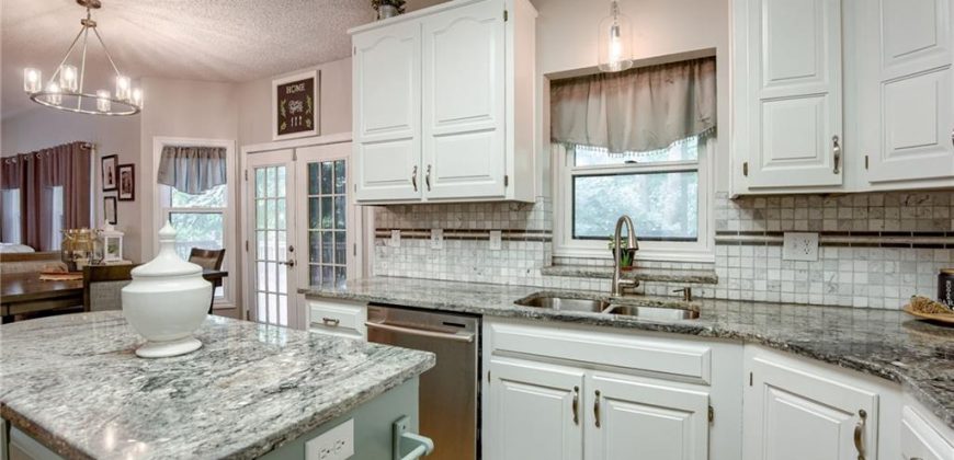 Homes for Sale in Kansas City, MO 64152 | 8100 N Nodaway Avenue