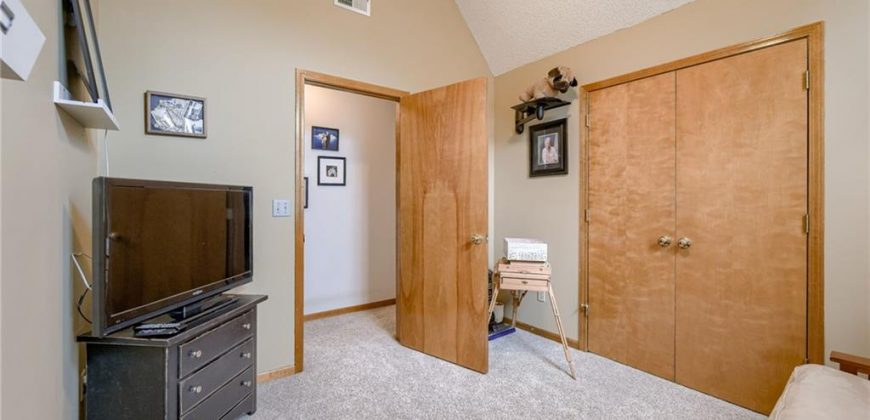 Homes for Sale in Kansas City, MO 64152 | 8100 N Nodaway Avenue