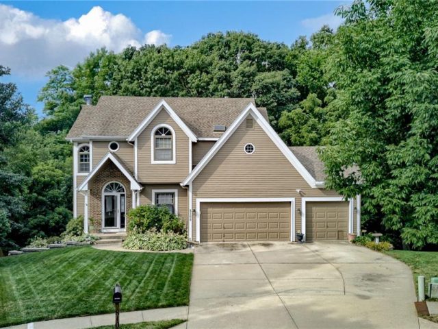 Homes for Sale in Kansas City, MO 64152 | 8100 N Nodaway Avenue