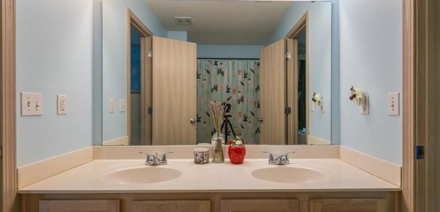 Homes for Sale in Kansas City, MO 64119 | 8008 NE Elmwood Avenue
