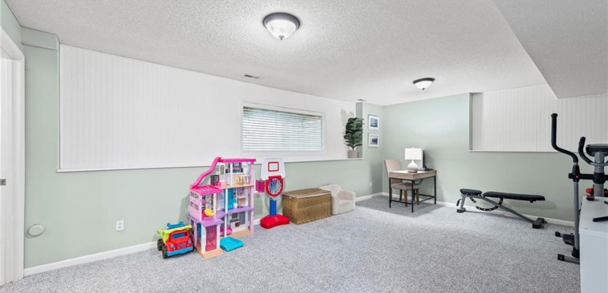 Homes for Sale in Kansas City, MO 64151 | 7807 N Adrian Avenue