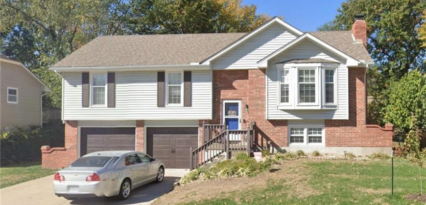 Homes for Sale in Liberty, MO 64068 | 918  Amesbury Avenue