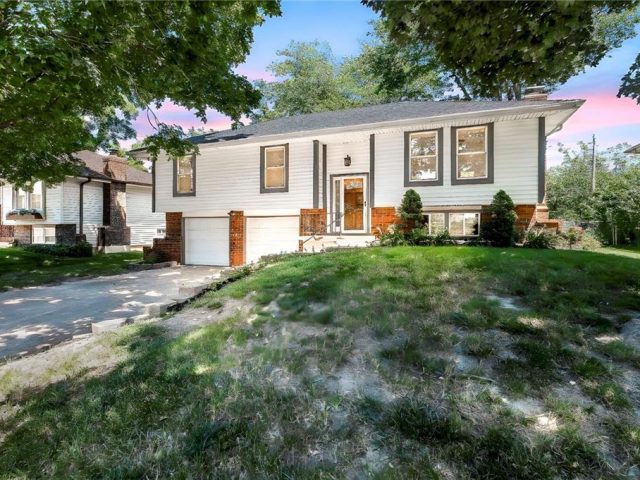 Homes for Sale in Kansas City, MO 64116 | 3413 NE Prather Road