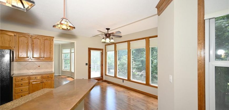 Homes for Sale in Parkville, MO 64152 | 7905  Deer Run