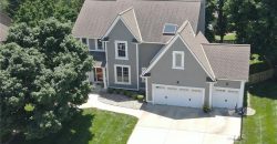 Homes for Sale in Parkville, MO 64152 | 7905  Deer Run