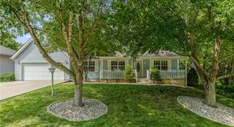 Homes for Sale in Smithville, MO 64089 | 504  Kindred Drive