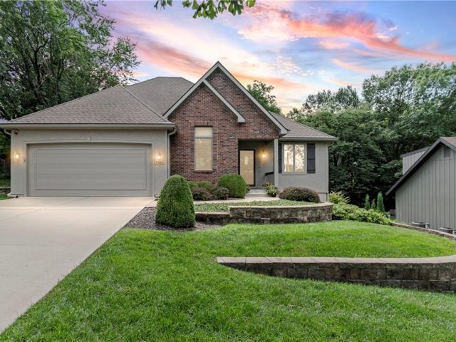 Homes for Sale in Weatherby Lake, MO 64152 | 7909 NW Eastside Drive