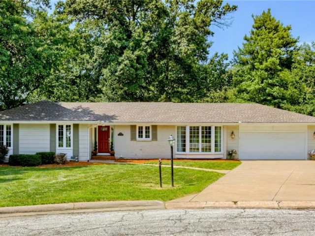 Homes for Sale in Smithville, MO 64089 | 3  Maple Circle