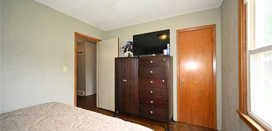 Homes for Sale in Kansas City, MO 64119 | 4946 N ELMWOOD Avenue