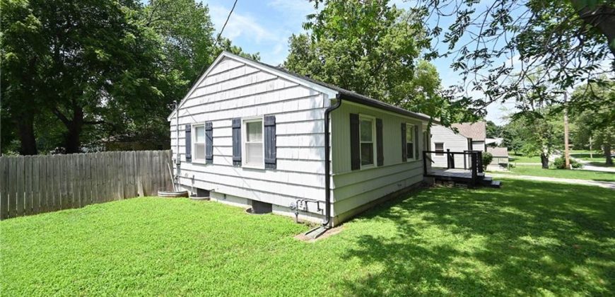 Homes for Sale in Kansas City, MO 64119 | 4946 N ELMWOOD Avenue