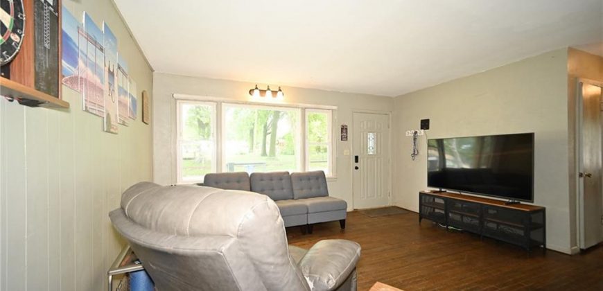 Homes for Sale in Kansas City, MO 64119 | 4946 N ELMWOOD Avenue