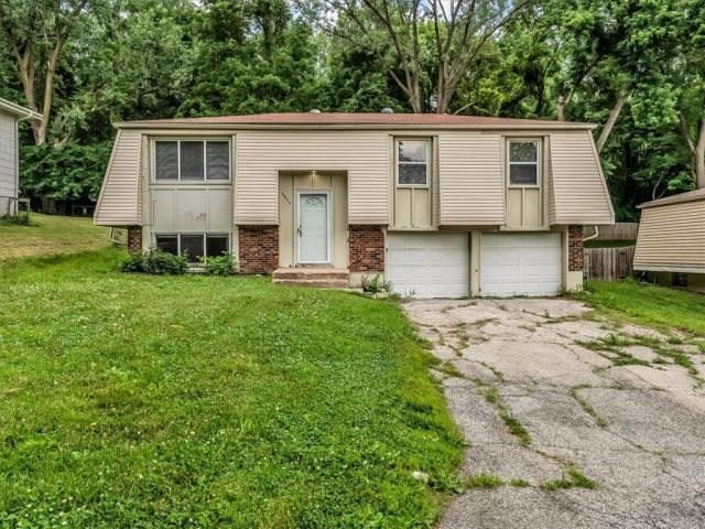 Homes for Sale in Kansas City, MO 64151 | 6456 NW 49th Street