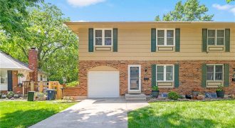 Homes for Sale in Kansas City, MO 64152 | 7139 NW Country Club Lane
