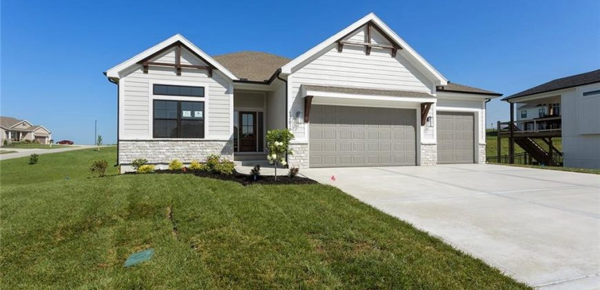 Homes for Sale in Kearney, MO 64060 | 13616  Clover Court