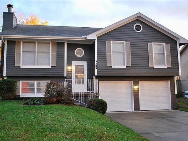 Homes for Sale in Kansas City, MO 64119 | 5209 NE 63rd Terrace