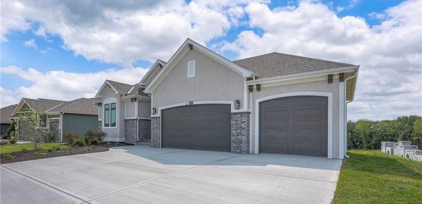 Homes for Sale in Kansas City, MO 64153 | 8212 NW 89th Terrace
