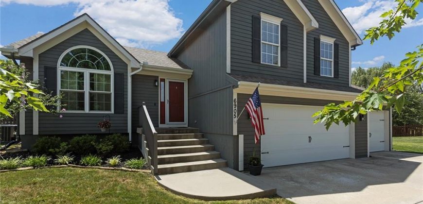 Homes for Sale in Kansas City, MO 64156 | 6905 NE 114th Court