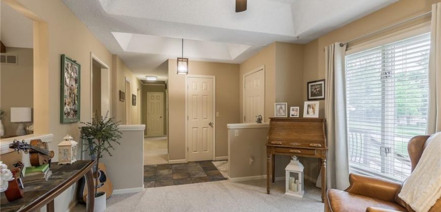 Homes for Sale in Kansas City, MO 64118 | 7815 N Broadway Avenue