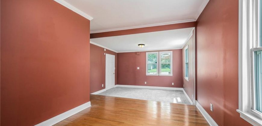 Homes for Sale in Liberty, MO 64068 | 528 E Arthur Street
