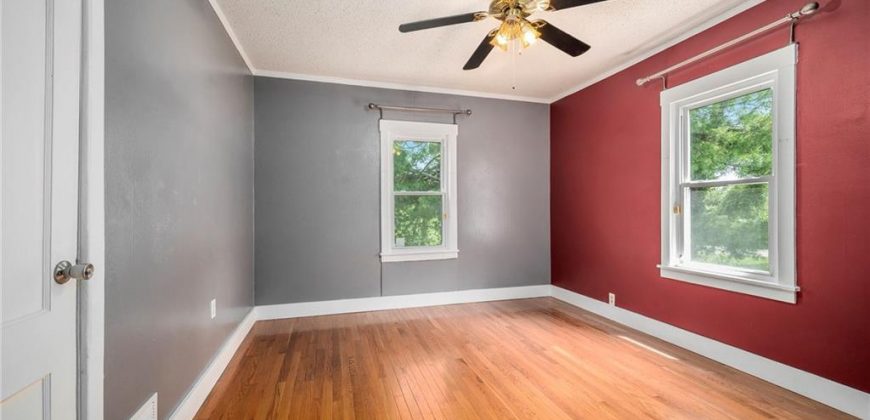 Homes for Sale in Liberty, MO 64068 | 528 E Arthur Street