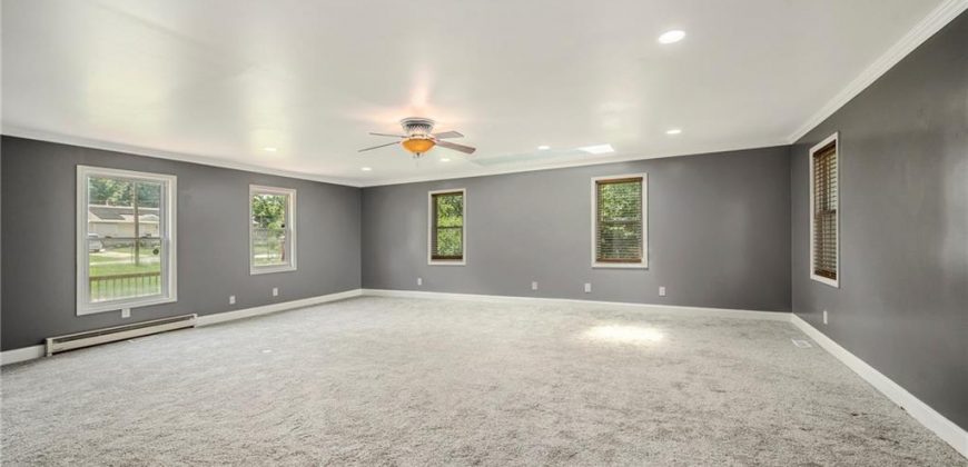 Homes for Sale in Liberty, MO 64068 | 528 E Arthur Street