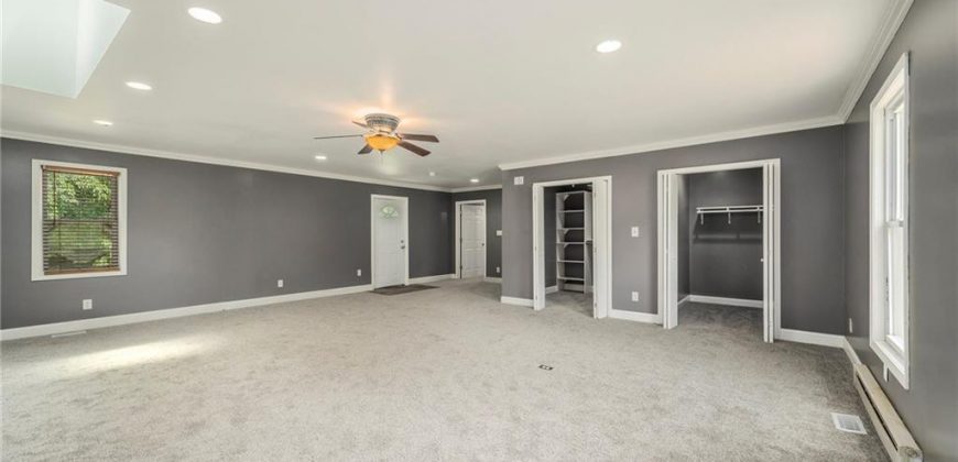 Homes for Sale in Liberty, MO 64068 | 528 E Arthur Street