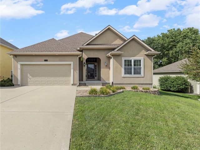 Homes for Sale in Kansas City, MO 64119 | 5200 NE 71ST Place